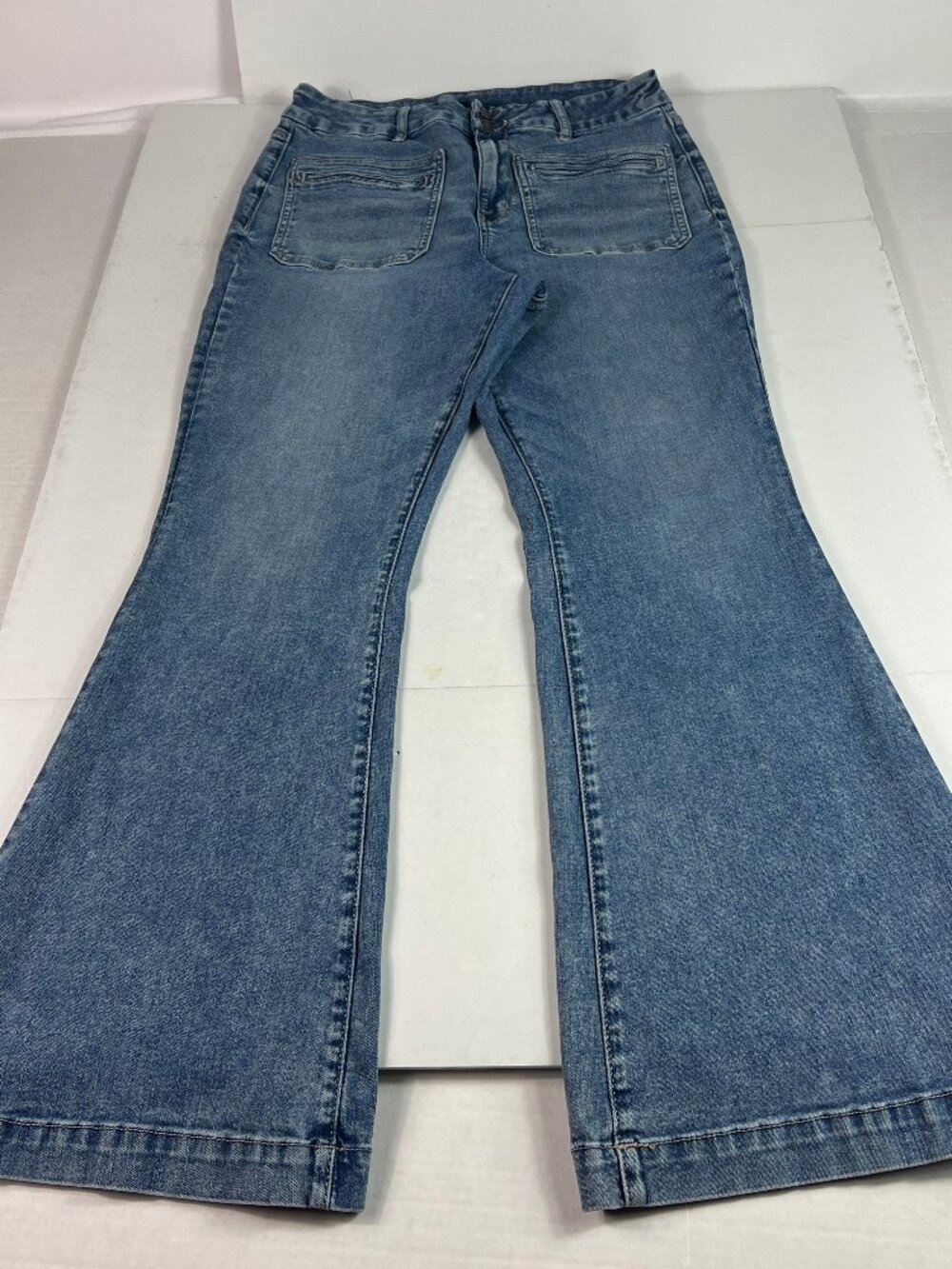 American Eagle Jeans Womens 30x30* Curvy Super High Rise Flare Blue Denim Tag 12